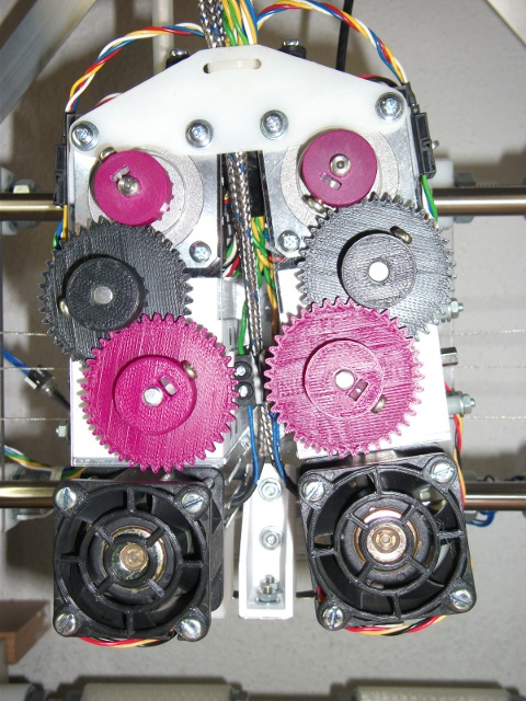 Heavy Mendel dual extruder.jpg